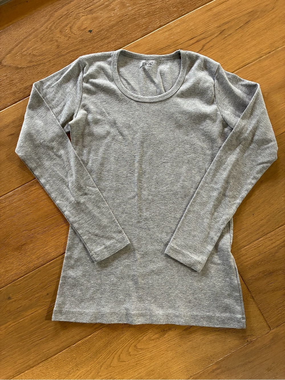Heather Gray Long Sleeve Scoop Neck Top